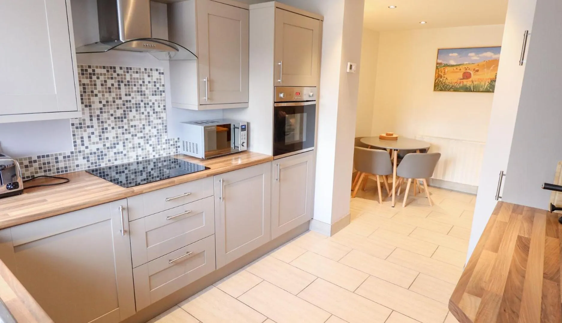 Holiday home 4 Lynton Cottages Kingston upon Hull