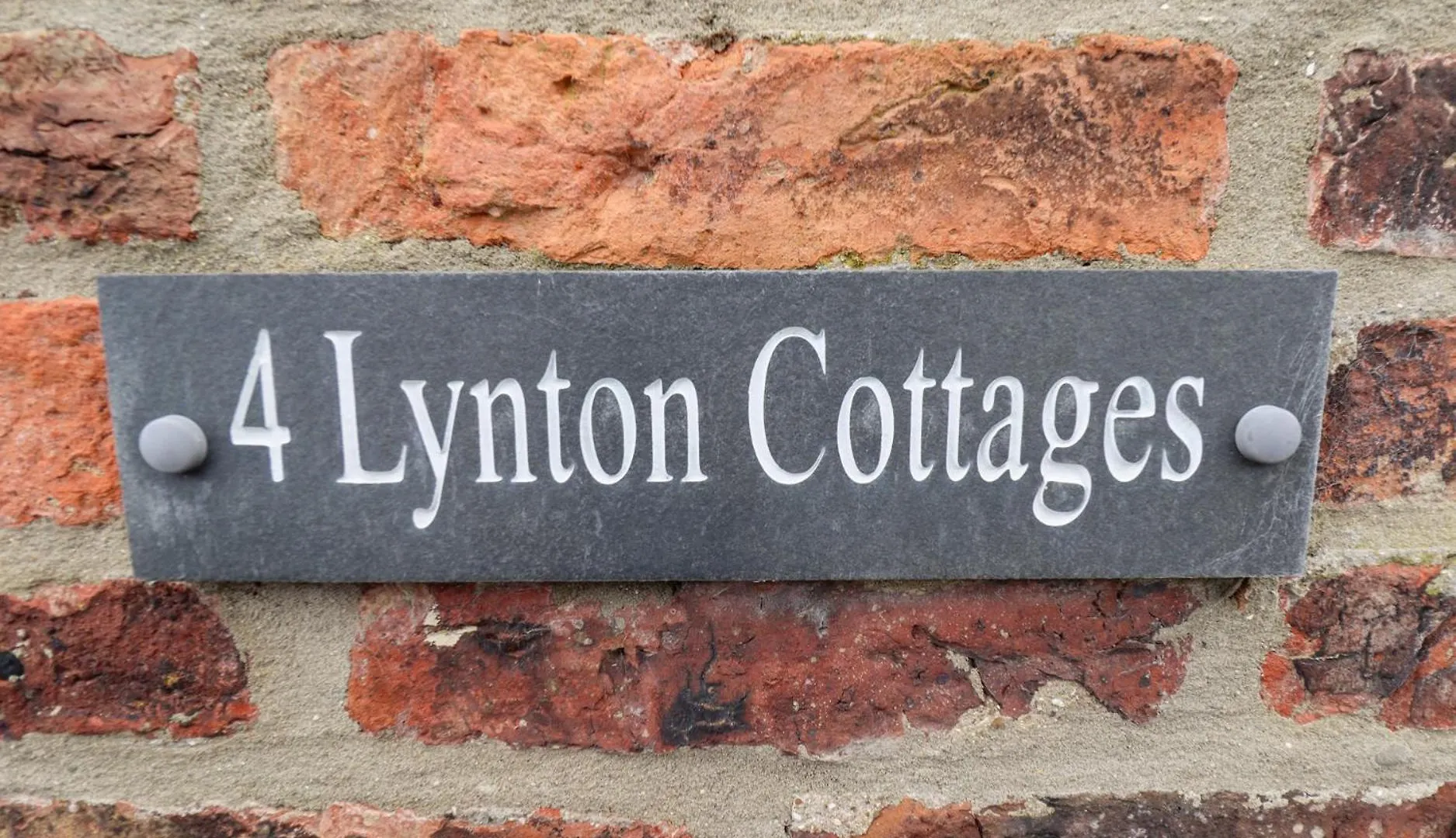 Holiday home 4 Lynton Cottages Kingston upon Hull