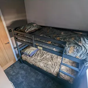  Holiday home Cottage/boutique Style - Free Parking & Wi-fi